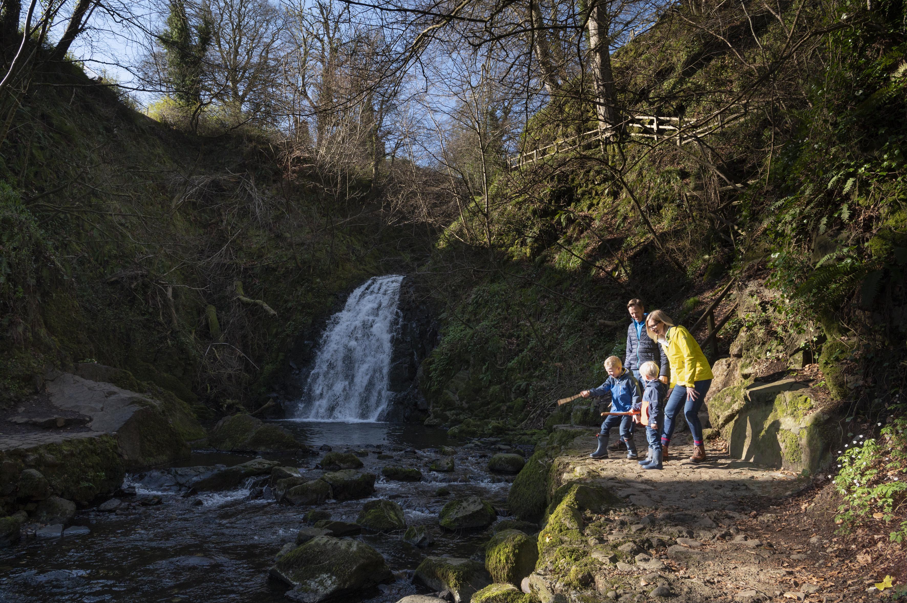 Gleno Waterfall